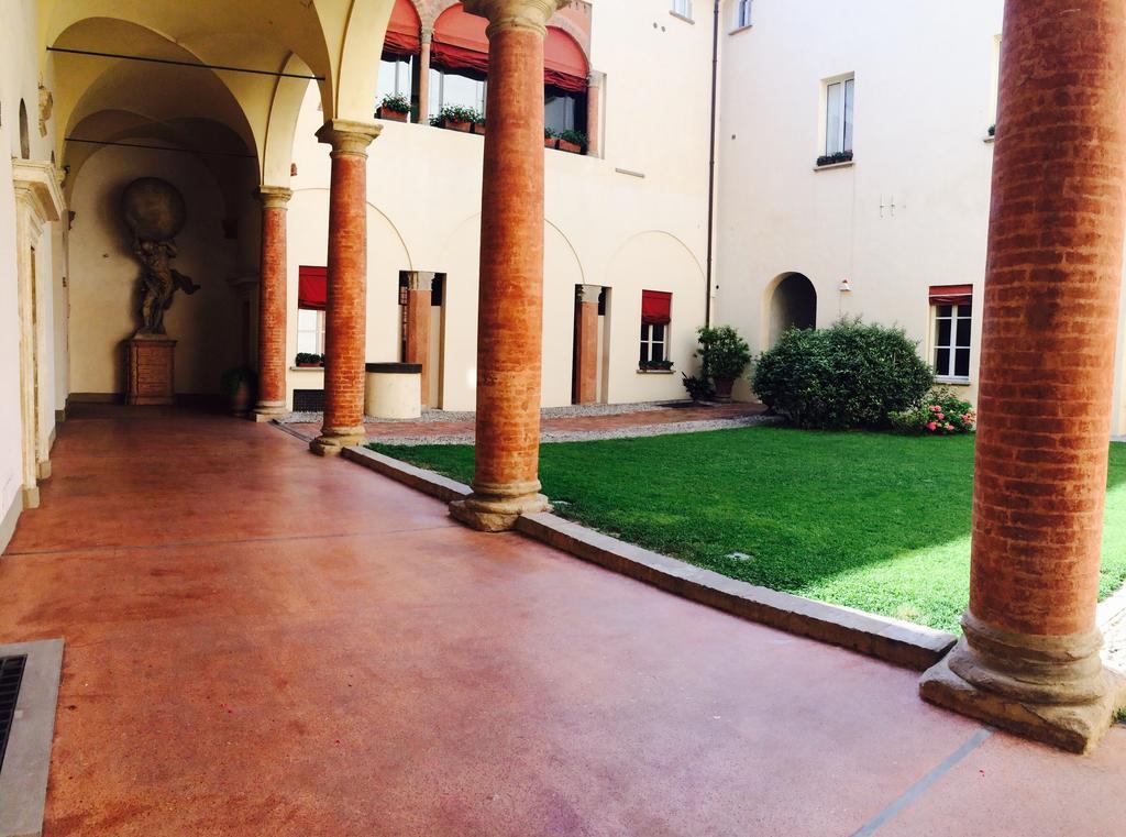 Apartament Tl Palazzo Fantuzzi Bolonia Pokój zdjęcie
