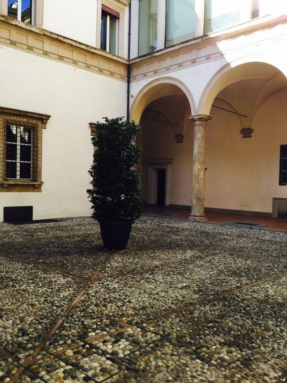 Apartament Tl Palazzo Fantuzzi Bolonia Pokój zdjęcie