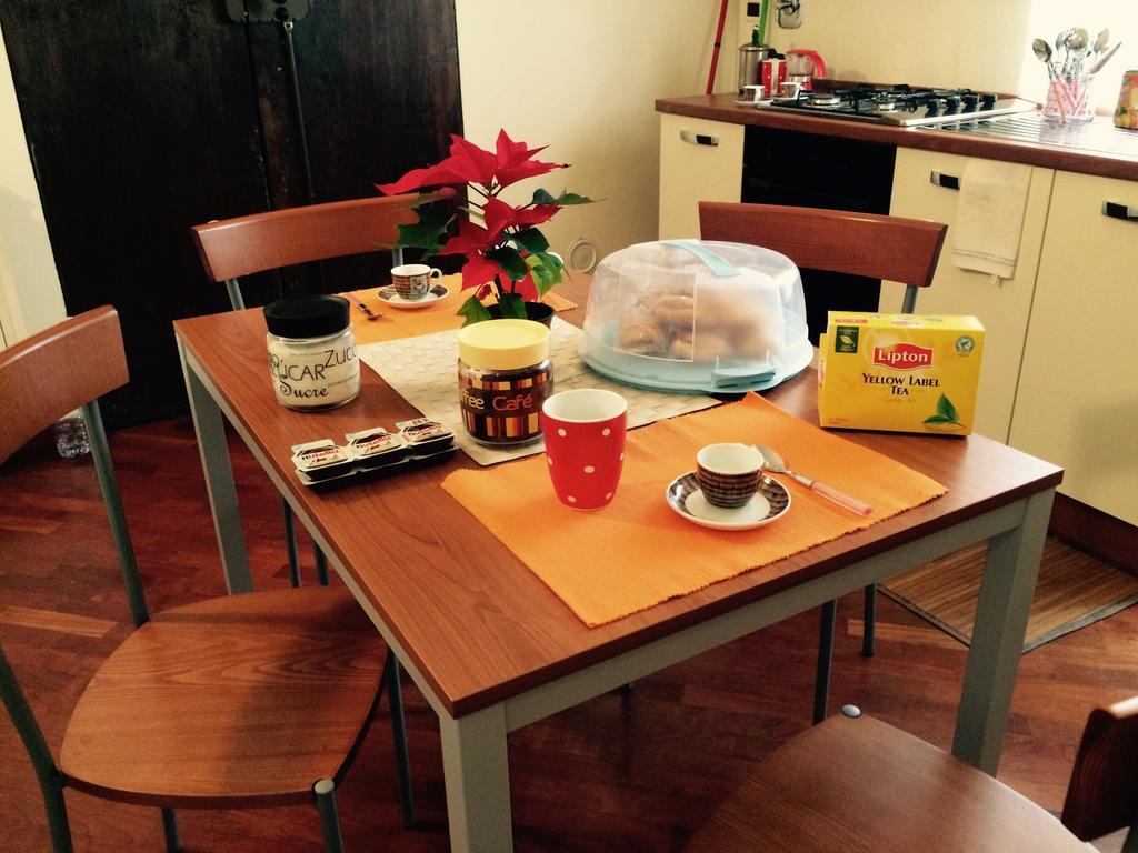 Apartament Tl Palazzo Fantuzzi Bolonia Zewnętrze zdjęcie