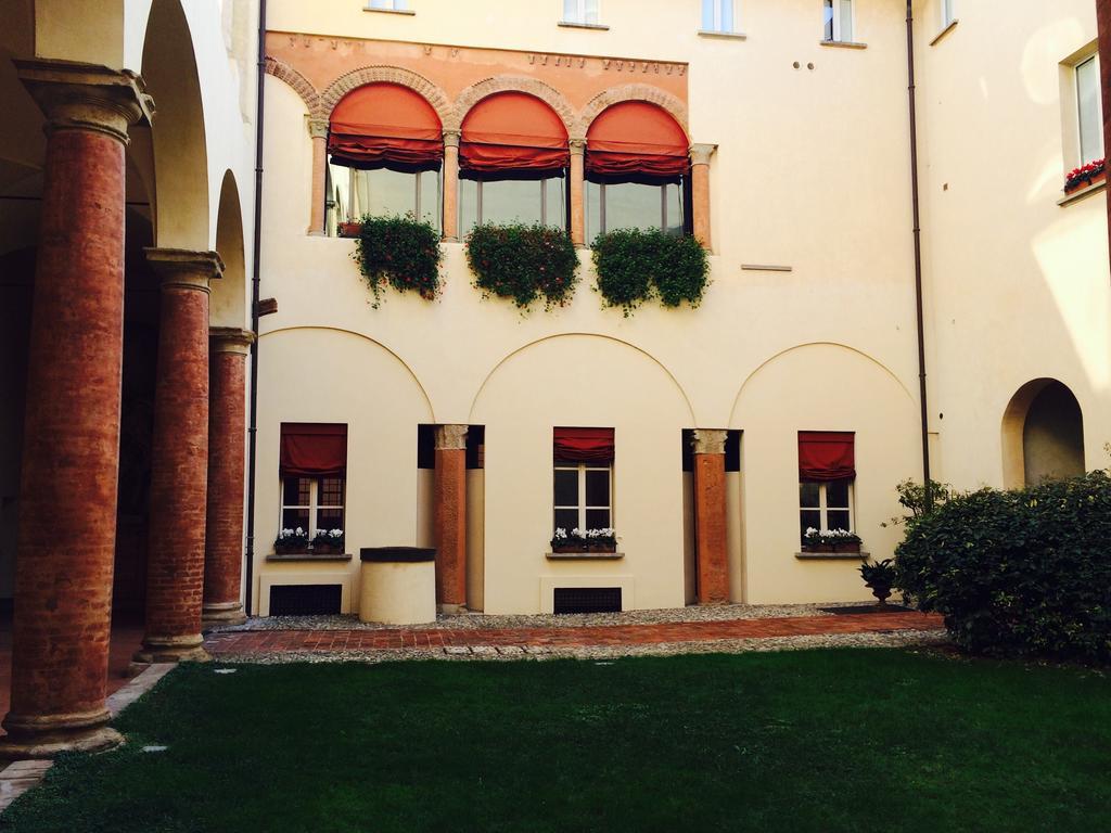 Apartament Tl Palazzo Fantuzzi Bolonia Zewnętrze zdjęcie