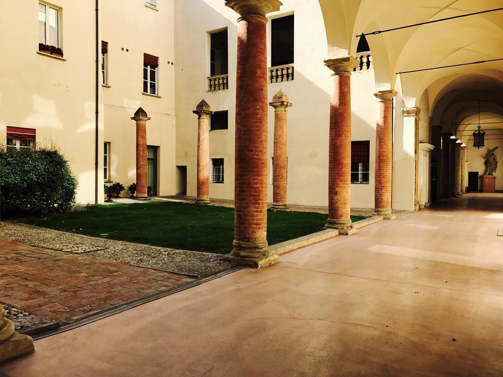 Apartament Tl Palazzo Fantuzzi Bolonia Zewnętrze zdjęcie
